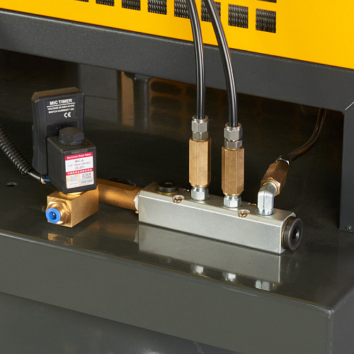 Винтовой компрессор ET-Compressors SL 11-08-410 ES (IP55) с ресивером и осушителем