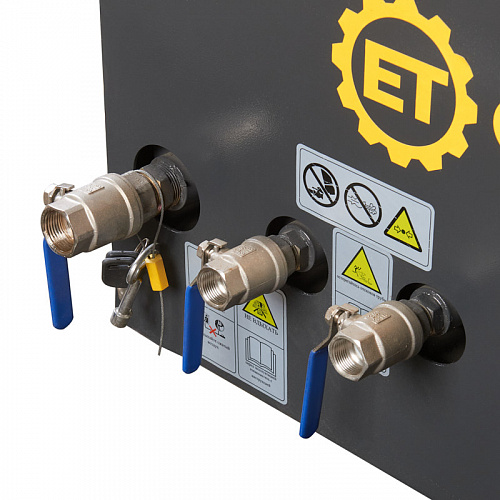 Дизельный винтовой компрессор ET-Compressors SDX 210T-8 на шасси