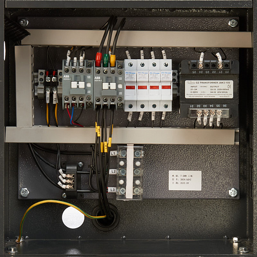 Винтовой компрессор ET-Compressors SL 7,5-08-500 ES (IP55) на ресивере с осушителем